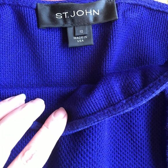 ST. JOHN Blue Seamed Suit - Picture 3 of 8